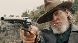Marshall Rooster Cogburn (Jeff Bridges).