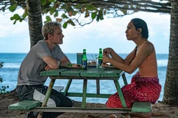 l-r: Thomas Rongen (Michael Fassbender), Jaiyah (Kaimana)