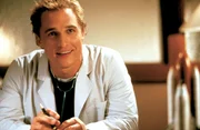 Dr. Steven James Edison ( Matthew McConaughey)