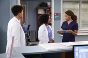 (v.l.n.r.) Dr. Lucas Adams (Niko Terho); Dr. Simone Griffith (Alexis Floyd); Dr. Maggie Pierce (Kelly McCreary).