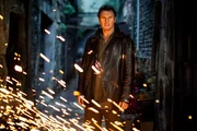 Bryan Mills (Liam Neeson)