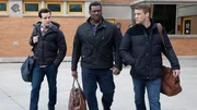 Blake Gallo (Alberto Rosende, l.) mit Wallace Boden (Eamonn Walker, m.) und Matthew Casey (Jesse Spencer, r.)