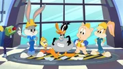 v.li: Bugs Bunny, Tweety, Daffy Duck, Porky Pig, Lola Bunny