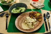 Leibgericht: Hamburger Pannfisch mit Bratkartoffeln, Speck und Gurkensalat von Alexander Horst