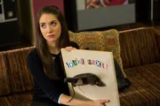 Annie (Alison Brie) versucht, Jeff bei seinem neuen Job zu helfen und bringt sich damit in Schwierigkeiten.