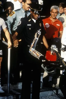 Jones (Michael Winslow)