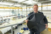 Peter Sander, Projektleiter bei Airbus, war verantwortlich f&uuml;r den Bau der Nachbildung der geheimnisvollen Sabuscheibe.
