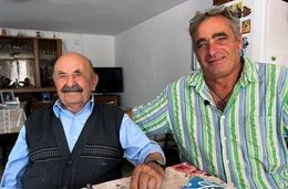 Kapit&auml;n Augustis und Kapit&auml;n Andreas, die Polyegos-Kenner.