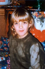 Die 8-jährige Julia verschwindet am Am 29.06.2001 spurlos in ihrem Wohnort Rodheim-Bieber.