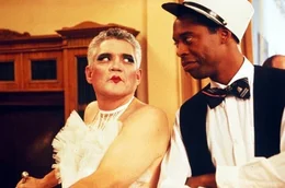 Der Undercover-Einsatz von Captain Harris (G. W. Bailey, l.) und Sergeant Jones (Michael Winslow, r.) geht voll daneben ...