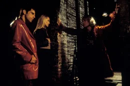 Gemeinsam mit den zwei Naivlingen Hansel (Owen Wilson, r.) und Zoolander (Ben Stiller, l.) macht sich die Reporterin Matilda (Christine Taylor, M.) daran, die dunklen Machenschaften der glamour&ouml;sen Modebranche aufzudecken ...