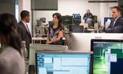 Sherlock (Jonny Lee Miller, r.) ist in dem Fall auf Joans (Lucy Liu, M.) Hilfe angewiesen, insbesondere, weil er sich von der künstlichen Intelligenz herausgefordert fühlt ...