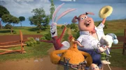 Coop Troop besteht aus fünf außergewöhnlichen Helden: das hyperaktive Kaninchen Maggie, das exzentrische Erfinderhuhn Flo, das lebenslustige Schwein Clive, das reizende Lamm Billy und das rätselhafte Ei Jo. Sobald ihr rotes Telefon klingelt, macht sich die Truppe auf den Weg, um Tiere in Not zu retten