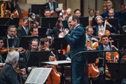 Die musikalische Leitung des Abends liegt in den H&auml;nden von Tugan Sokhiev.