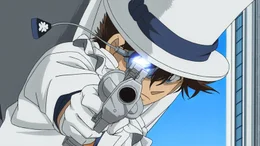 Nachdem Kaito Kid angek&uuml;ndigt hat, das ber&uuml;hmte Gem&auml;lde zu stehlen, l&auml;sst der erste Zwischenfall nicht lange auf sich warten: Beim Transportflug nach Japan kommt es zu einer Explosion ...