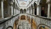 Der Sponza-Palast von Dubrovnik, Sitz des berühmten Archivs der Stadt
