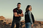 Der kanarische Polizist Raúl Morales (Miguel Ángel Silvestre) bekommt für Fälle, die mit Deutschen zu tun haben, die BKA-Beamtin Nina Weiss (Katia Fellin) zur Seite gestellt. Wie sich herausstellen wird, bilden die beiden schnell ein unschlagbares Team. Der kanarische Polizist Raúl Morales (Miguel Ángel Silvestre) bekommt für Fälle, die mit Deutschen zu tun haben, die BKA-Beamtin Nina Weiss (Katia Fellin) zur Seite gestellt. Wie sich herausstellen wird, bilden die beiden schnell ein unschlagbares Team.