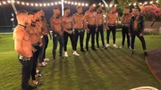 Die Single Männer machen sich bereit für eine ganz besondere Tanzeinlage. V.l.: Bastian, Eugen, Florian, Fatih, Diogo, Dominik, Julien, Dennis, Mike, Max, David und Filippo. Die Single Männer machen sich bereit für eine ganz besondere Tanzeinlage. V.l.: Bastian, Eugen, Florian, Fatih, Diogo, Dominik, Julien, Dennis, Mike, Max, David und Filippo.