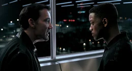 Clayton Verris (Clive Owen, l.) schw&ouml;rt Junior (Will Smith, r.), den j&uuml;ngeren Klon seines gef&auml;hrlichen Widersachers, auf den entscheidenden Kampf ein.