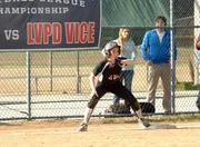 Elisabeth Shue (Julie Finlay).