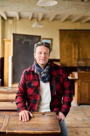 Jamie Oliver  +++ Die Verwendung des sendungsbezogenen Materials ist nur mit dem Hinweis und Verlinkung auf RTL+ gestattet. +++