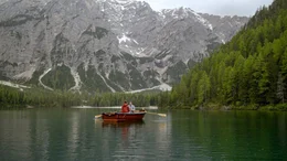 Ganes am Pragser Wildsee.