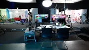 Set und Regie  +++ Die Verwendung des sendungsbezogenen Materials ist nur mit dem Hinweis und Verlinkung auf RTL+ gestattet. +++