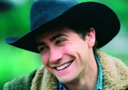 Die Treffen der beiden M&auml;nner beschr&auml;nken sich auf wenige Wochenenden im Jahr - auf dem "Brokeback Mountain". Mit den Jahren leben sich Jack (Jake Gyllenhaal) und Ennis immer weiter auseinander, doch Jack kann und will Ennis nicht vergessen ...
