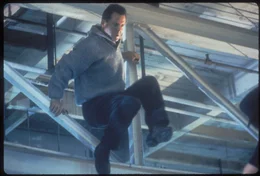 John McClane (Bruce Willis).