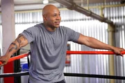 Special Agent Sam Hanna (LL COOL J) goes undercover and joins a Mixed Martial Arts team in order to find the killer, on NCIS: LOS ANGELES.