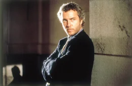 Wird es dem FBI-Agent Will Graham (William L. Petersen) gelingen, den grausamen Serienkiller endlich auszuschalten?