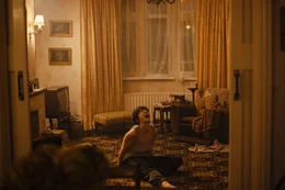 Angela (Carolyn Bracken)