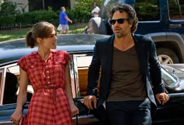 Nachdem sie von ihrem Freund verlassen wurde, trifft die junge Musikerin Gretta (Keira Knightley, l.) auf den strauchelnden Produzenten Dan (Mark Ruffalo, r.). Das Leben der beiden ver&auml;ndert sich dadurch grundlegend ...