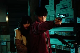 Leo (Masataka Kubota) und Monica (Sakurako Konishi)