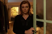Maeve Metelka (Nuriel Aalto).