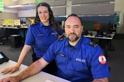 Notrufzentrale Staffel 1 Marina Grosskinsky und Daniel Plüss, Kapo Bern 2025. Notrufzentrale Staffel 1 Marina Grosskinsky und Daniel Plüss, Kapo Bern 2025.