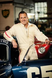 "auto mobil" Rennfahrer Lance David Arnold liefert Hintergrundwissen aus der Praxis - gerade Vergleichstests auf der Rennstrecke machen ihm dabei immer wieder viel Spaß. "auto mobil" Rennfahrer Lance David Arnold liefert Hintergrundwissen aus der Praxis - gerade Vergleichstests auf der Rennstrecke machen ihm dabei immer wieder viel Spaß.