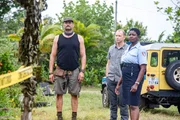 (v.li.): Joplin Sibtain (Charlie Banks), Robert Webb (Justin West), Ginny Holder (Officer Darlene Curtis).