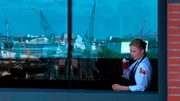 Azubi Greta beim Frühcafé in der Küche des Westin Elbphilharmonie.