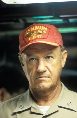 Kapit&auml;n Frank Ramsey (Gene Hackman)