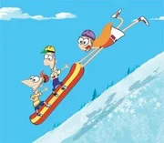 L-R: Phineas, Ferb und Candace.