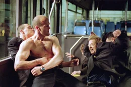 vorne: Jason Statham als Frank Martin