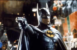 Batman alias Bruce Wayne (Michael Keaton).