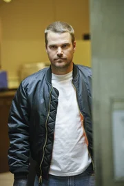 Callen (Chris O'Donnell) befindet sich auf einer gef&auml;hrlichen Undercover-Mission.