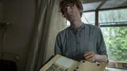 1997: Bruder Kai (Julius Gause) verliert die Kontrolle. 1997: Bruder Kai (Julius Gause) verliert die Kontrolle.