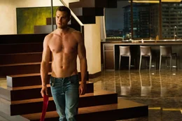 Jamie Dornan (Christian Grey).