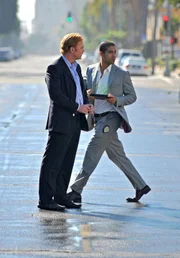 Horatio (David Caruso, l.) und Eric (Adam Rodriguez) versuchen die brutale Stra&szlig;engang "Los Carenos" zu zerschlagen, um den Mord an Reverend Olvera aufzukl&auml;ren.