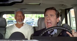 Gott, der Herr (Morgan Freeman, hinten), hat erneut einen wichtigen Auftrag an einen Erdenmenschen zu vergeben: Evan Baxter (Steve Carell, vorne), soll das gr&ouml;&szlig;te Rettungsschiff der Welt errichten - die Arche. Leichter gesagt, als getan ...