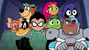 v.li.: Gremlins, Daffy Duck, Yogi Bear, Robin, Starfire, Beast Boy, Cyborg, Raven