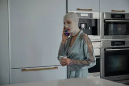 Mutter (Naomi Watts)